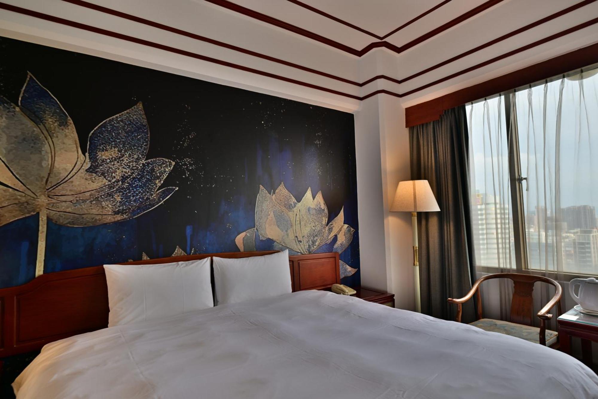 T Hotel Taichung Exterior photo