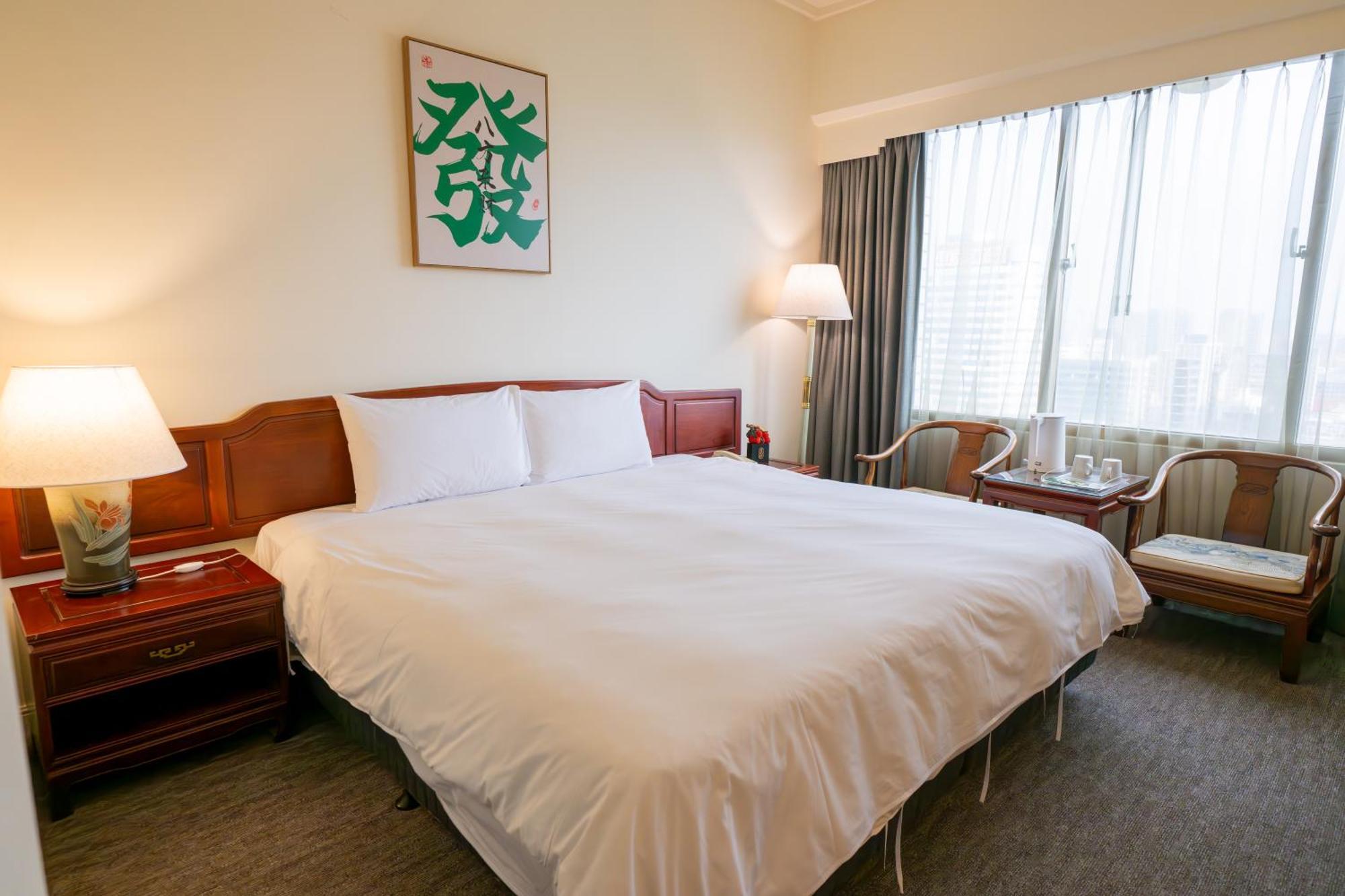 T Hotel Taichung Exterior photo