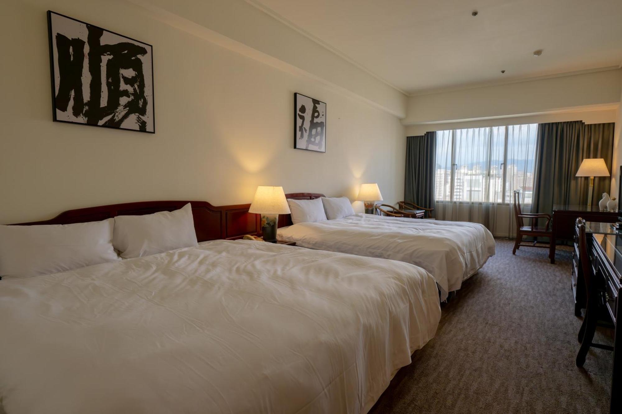 T Hotel Taichung Exterior photo